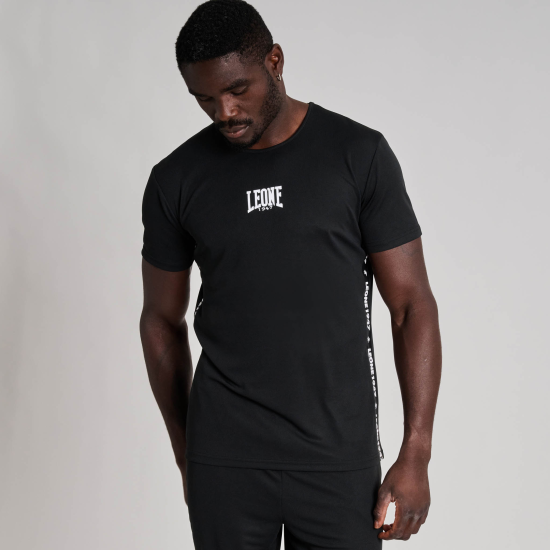 Camiseta tecnica Leone 1947 TAPE 47 negra ABX218