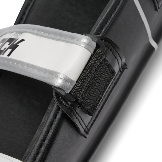 Espinilleras para deportes de contacto Leone 1947 "Shock Pro"  negro PT108