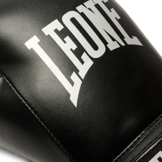 Guantes de Boxeo para Niño Leone "Thunder Junior" Color Negro 6 Oz GN383J