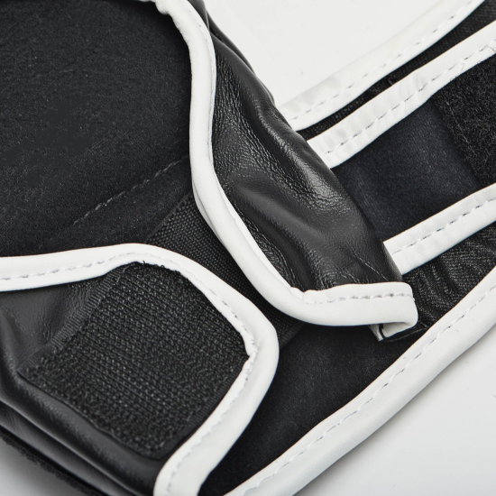 Guantillas de MMA Leone 1947 "Contact" Color Negro GP095