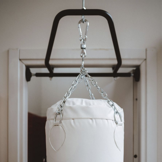 Soporte de sacos de boxeo para puertas Leone 1947 AT701